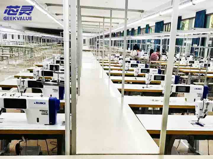 What Is The Difference Between A Home Sewing Machine And An Industrial Sewing Machine?